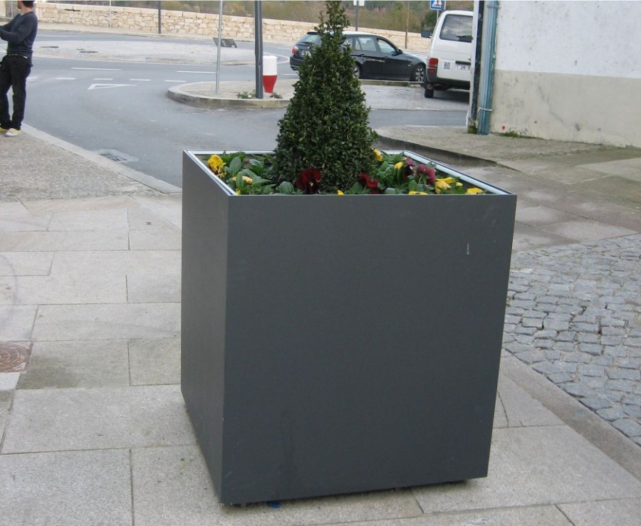 Imagen 2 Jardinera Quader