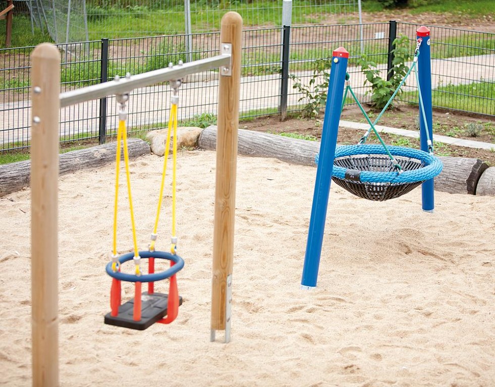 minimondo_Columpio_Margarita_con_asiento_de_nido_017