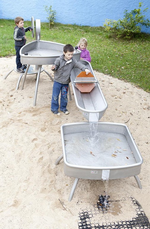 acqua_Instalación_de_juego_con_agua_A_09